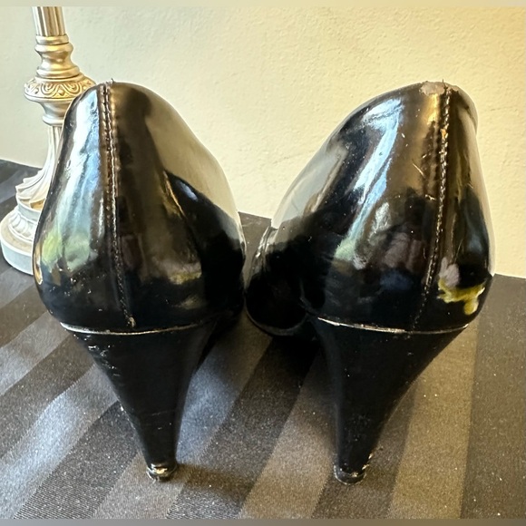 Black ladies heels by Rampage - Picture 5 of 7